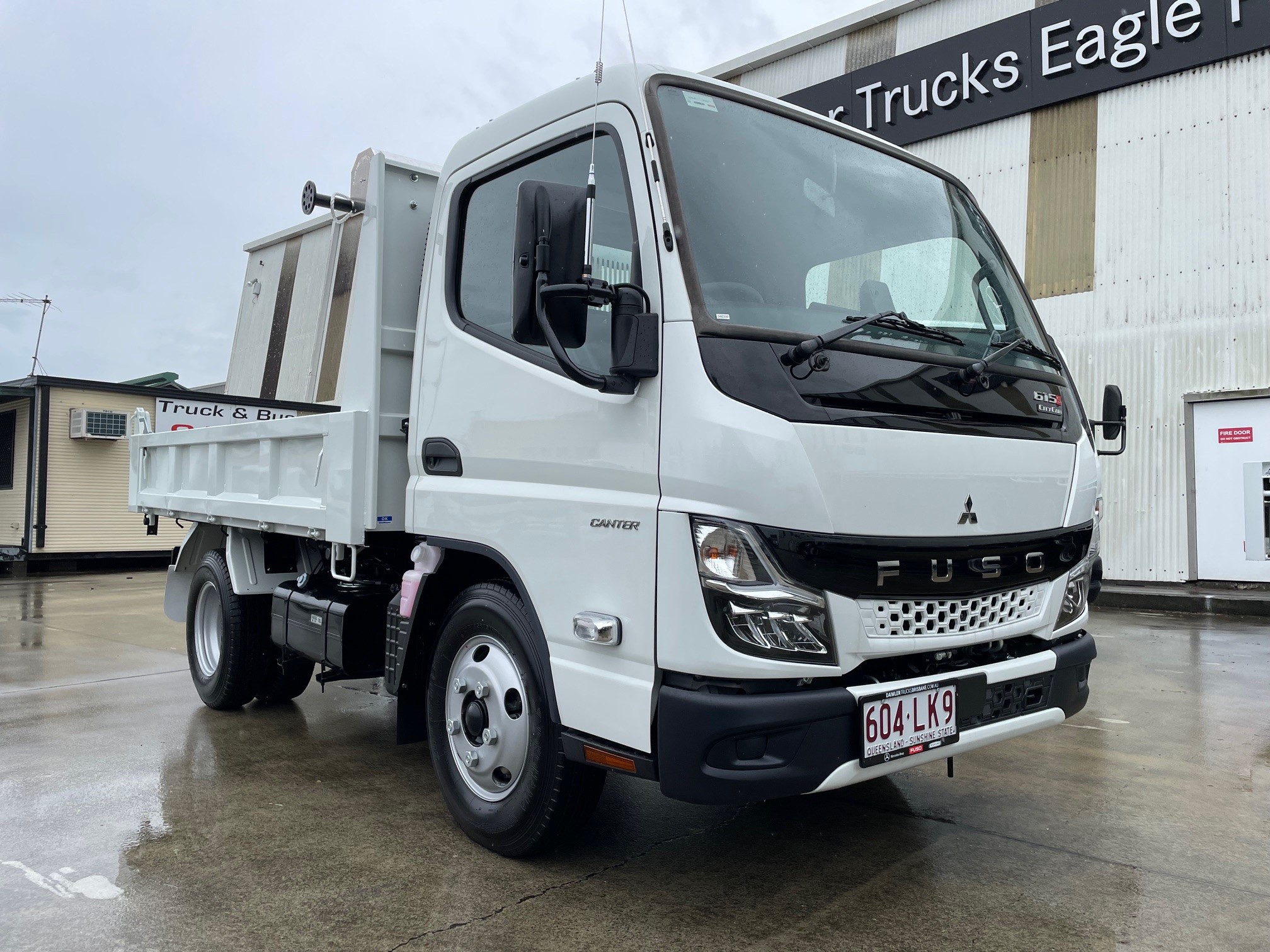 Fuso Canter 615